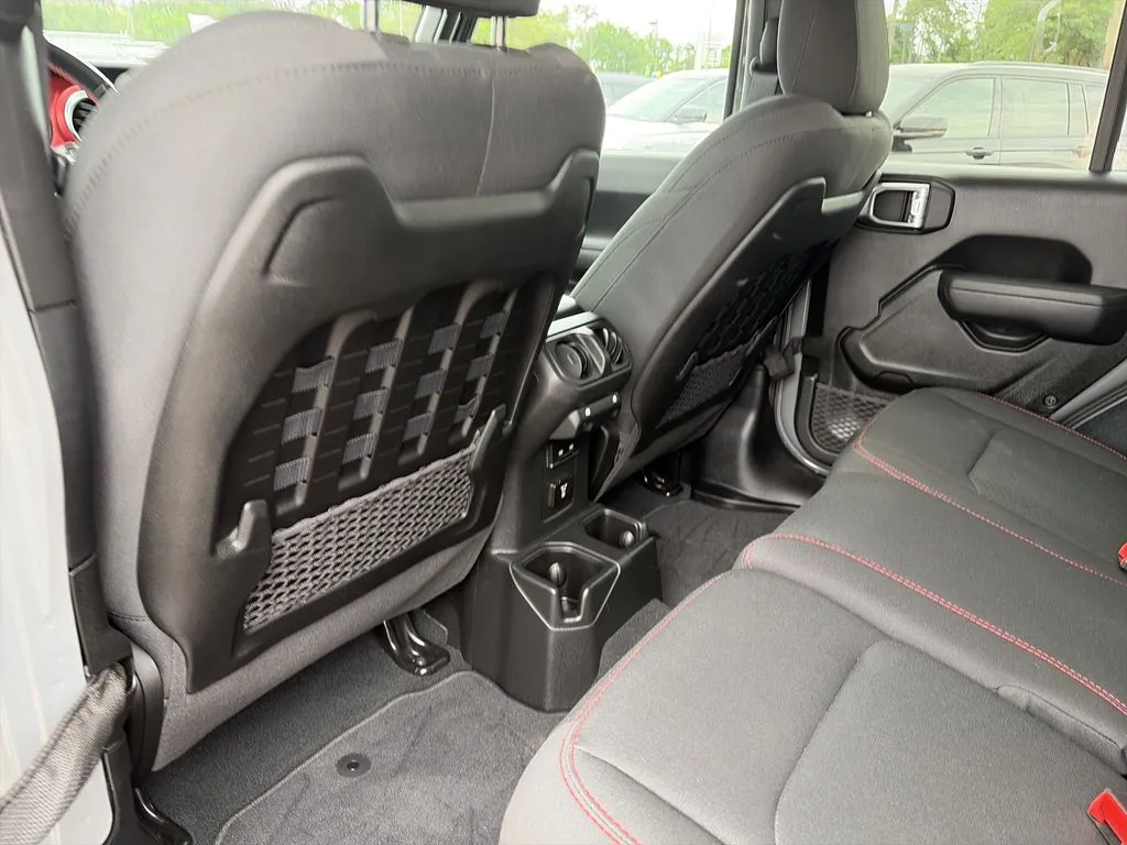 2022 Jeep Wrangler Unlimited Rubicon - Photo 31