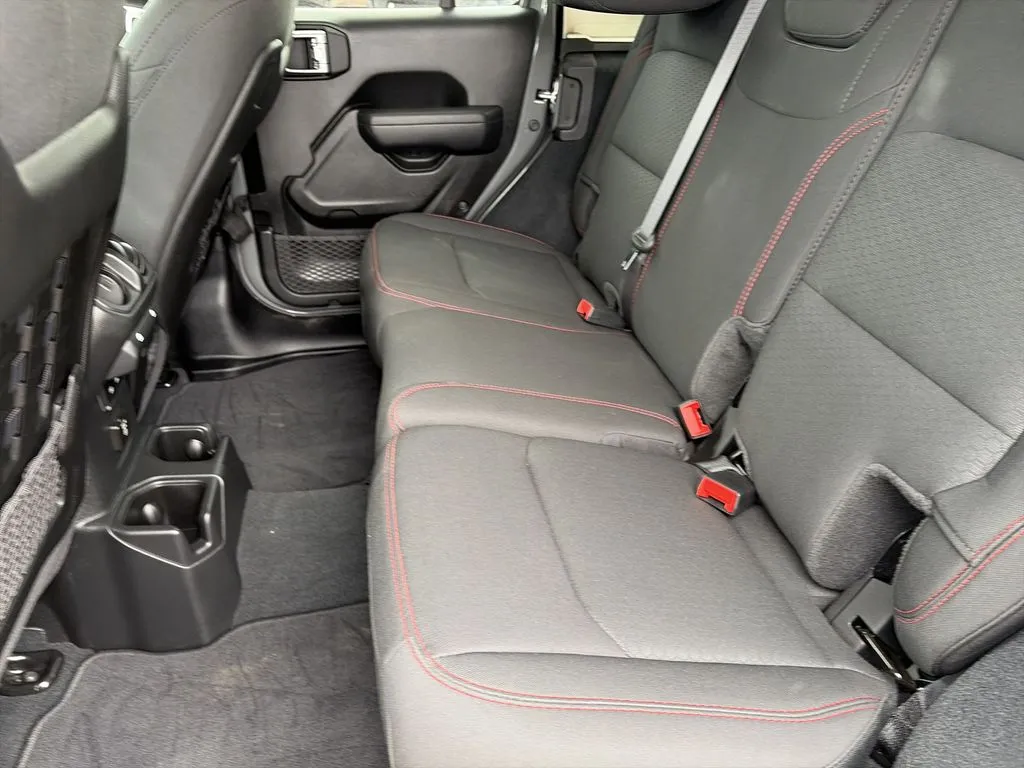 2022 Jeep Wrangler Unlimited Rubicon - Photo 32