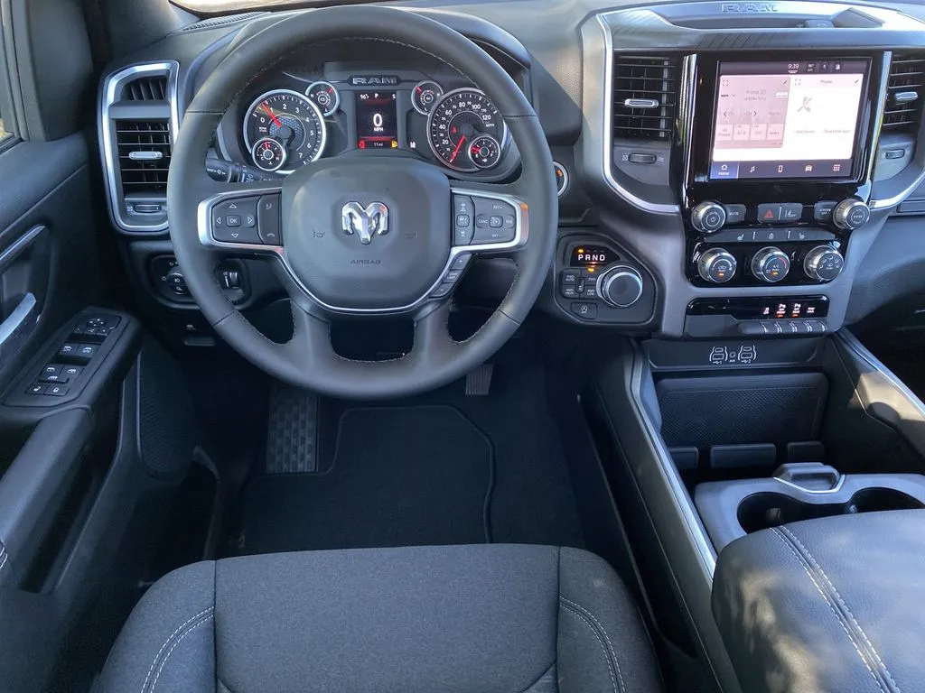 2026 RAM 1500 Big Horn/Lone Star - Photo 17