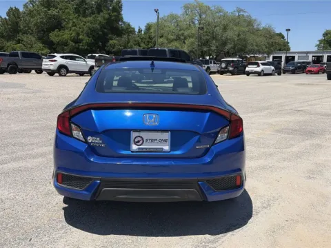 More photos of 2017 Honda Civic Touring at Step One Chrysler Dodge Jeep Ram Fiat Crestview, FL