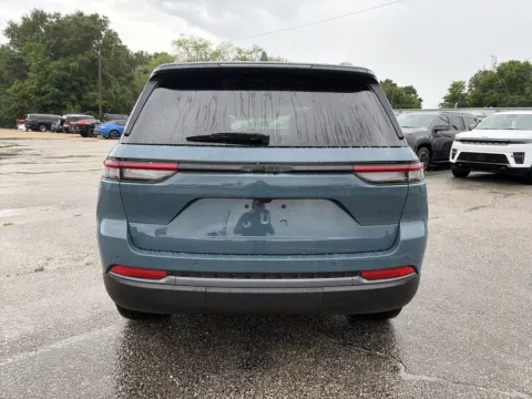 More photos of 2026 Jeep Grand Cherokee Limited at Step One Chrysler Dodge Jeep Ram Fiat Crestview, FL