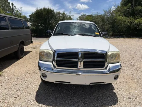 Another view of 2005 Dodge Dakota Laramie for sale in Crestview, FL at Step One Chrysler Dodge Jeep Ram Fiat Crestview