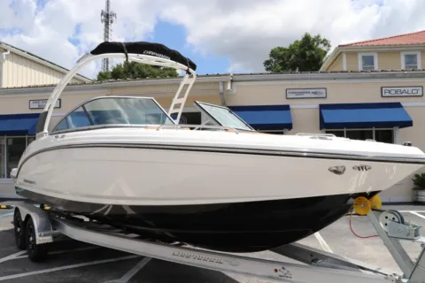 Another view of 2024 Chaparral 23 SSi OB for sale in Charleston, SC at Longshore Boats Charleston