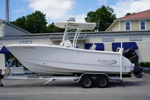 2021 Robalo R230 Center Console for sale in Charleston, SC
