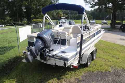 More photos of 2014 Hurricane FunDeck 226 at Longshore Boats Bluffton, SC