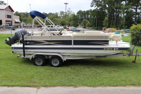 2014 Hurricane FunDeck 226 for sale in Bluffton, SC