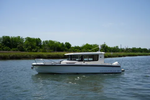 Another view of 2024 Nimbus Commuter 9 for sale in Charleston, SC at Longshore Boats Charleston