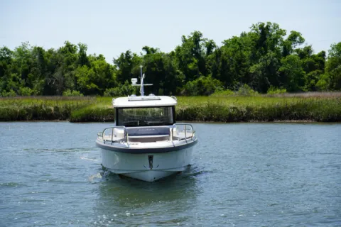More photos of 2024 Nimbus Commuter 9 at Longshore Boats Charleston, SC