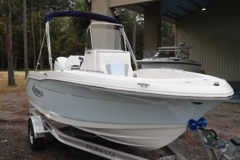 More photos of 2026 Robalo R180 Center Console at Longshore Boats Bluffton, SC