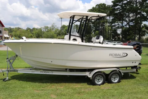 2024 Robalo R230 Center Console for sale in Bluffton, SC