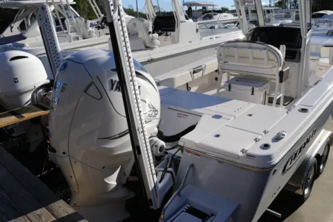 More photos of 2024 Robalo 266 Cayman at Longshore Boats Charleston, SC