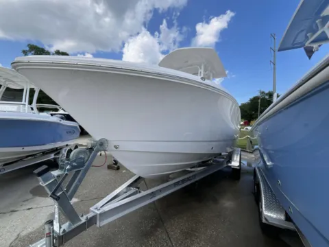 Photos of 2024 Robalo R230 Center Console for sale in Charleston, SC at Longshore Boats Charleston