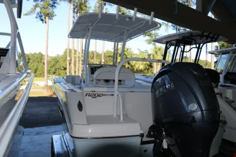 More photos of 2026 Robalo R202 Explorer at Longshore Boats Bluffton, SC