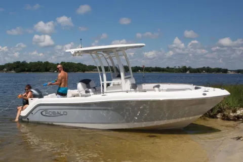 More photos of 2026 Robalo R222 Explorer at Longshore Boats Bluffton, SC