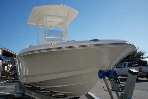 More photos of 2026 Robalo 226 Cayman at Longshore Boats Charleston, SC