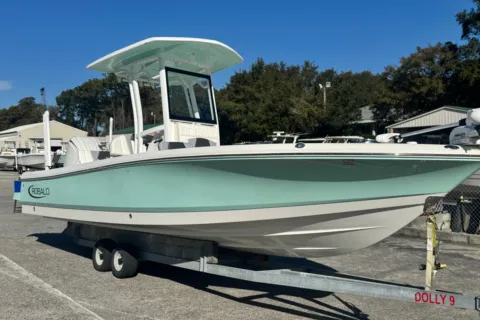 2023 Robalo 246 Cayman for sale in Charleston, SC