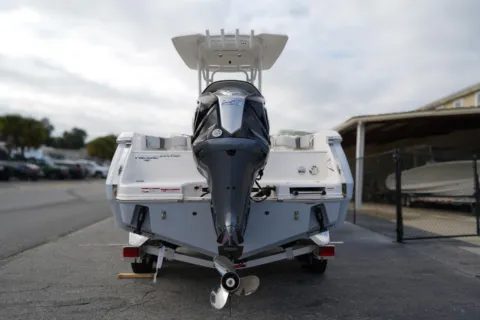 Photos of 2026 Robalo R232 Explorer for sale in Charleston, SC at Longshore Boats Charleston