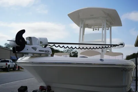 Photos of 2020 Robalo 226 Cayman for sale in Charleston, SC at Longshore Boats Charleston