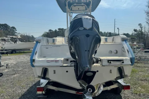 More photos of 2026 Robalo R232 Explorer at Longshore Boats Charleston, SC