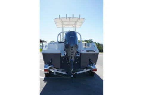 Photos of 2026 Robalo R202 Explorer for sale in Charleston, SC at Longshore Boats Charleston
