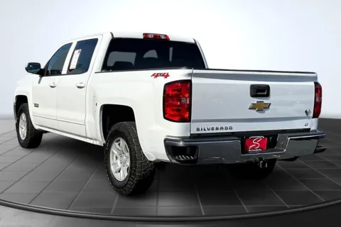 Photos of 2018 Chevrolet Silverado 1500 LT for sale in St. Louis, MO at South County Auto Plaza