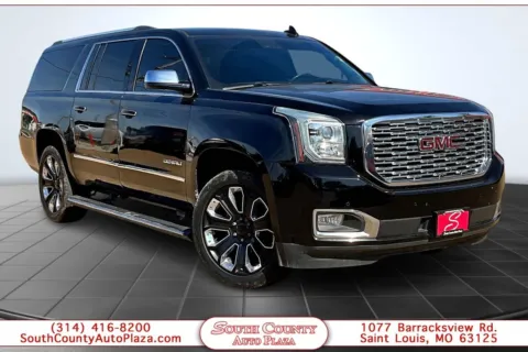 Black 2019 GMC Yukon XL Denali for sale in St. Louis, MO