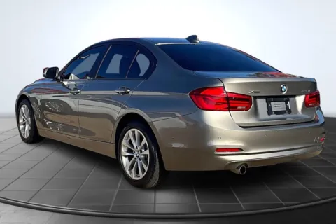 Photos of 2017 BMW 3 Series 320i xDrive for sale in St. Louis, MO at South County Auto Plaza