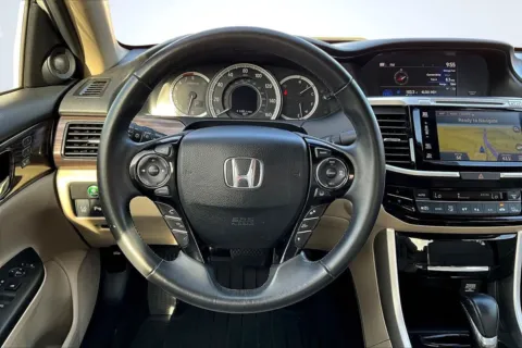 More photos of 2016 Honda Accord Touring at South County Auto Plaza, MO