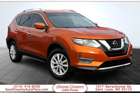 Orange 2019 Nissan Rogue SV for sale in St. Louis, MO