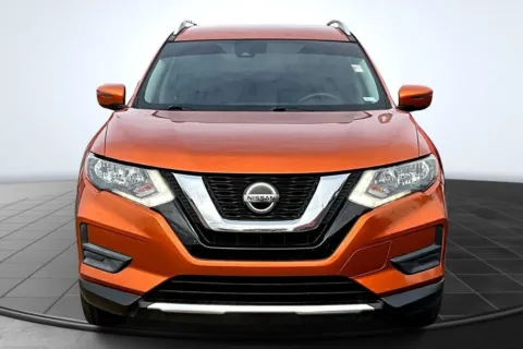 Another view of 2019 Nissan Rogue SV for sale in St. Louis, MO at South County Auto Plaza