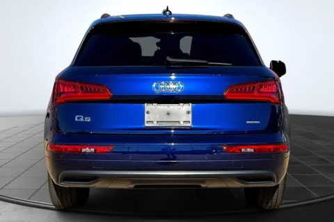 More photos of 2020 Audi Q5 Premium 45 TFSI quattro S tronic at South County Auto Plaza, MO