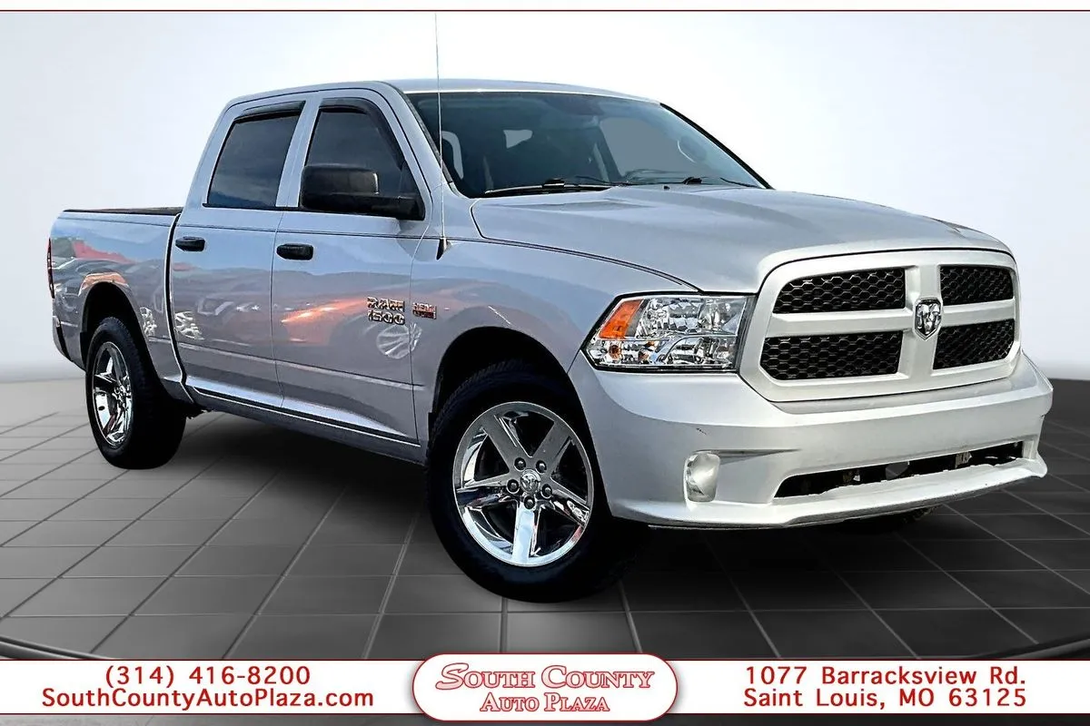 Red 2015 Ram 1500 Express for sale in St. Louis, MO