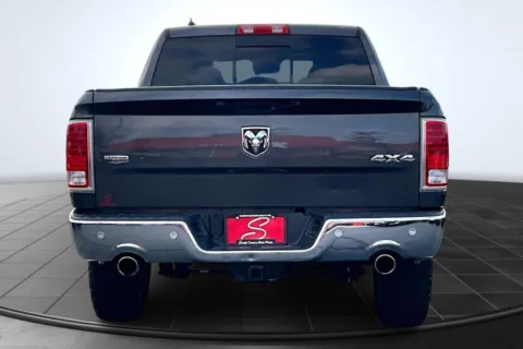 More photos of 2018 Ram 1500 Laramie Crew Cab 4x4 5'7" Box at South County Auto Plaza, MO