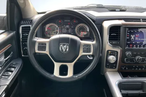 More photos of 2018 Ram 1500 Laramie Crew Cab 4x4 5'7" Box at South County Auto Plaza, MO