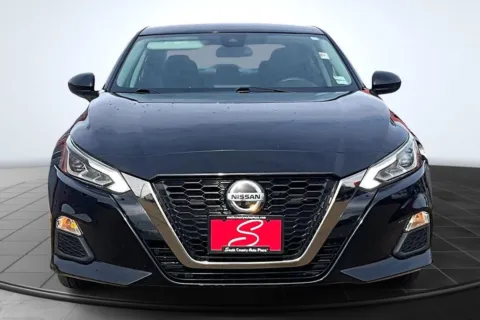 Another view of 2020 Nissan Altima SR Intelligent AWD for sale in St. Louis, MO at South County Auto Plaza