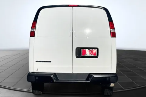 More photos of 2021 Chevrolet Express Cargo RWD 2500 Regular Wheelbase WT at South County Auto Plaza, MO