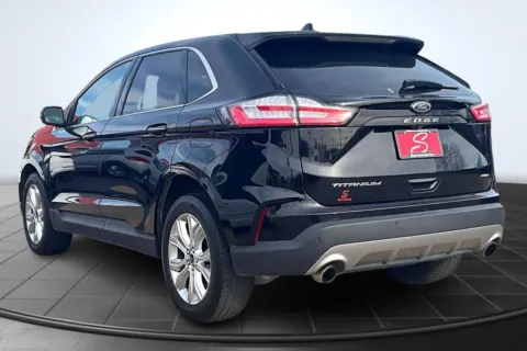 Photos of 2022 Ford Edge Titanium for sale in St. Louis, MO at South County Auto Plaza