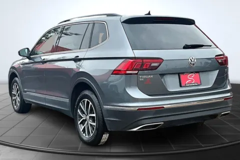 Photos of 2020 Volkswagen Tiguan 2.0T SE for sale in St. Louis, MO at South County Auto Plaza