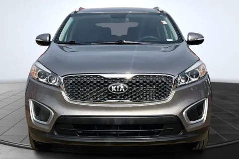 Another view of 2018 Kia Sorento 3.3L LX for sale in St. Louis, MO at South County Auto Plaza