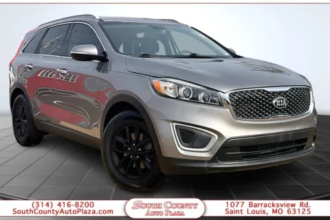Gray 2018 Kia Sorento 3.3L LX for sale in St. Louis, MO