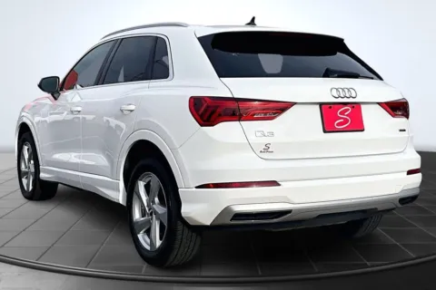 Photos of 2019 Audi Q3 2.0T Premium for sale in St. Louis, MO at South County Auto Plaza