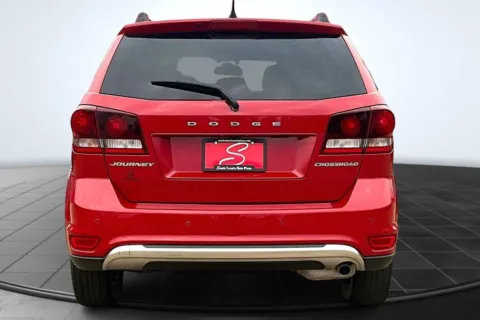 More photos of 2020 Dodge Journey Crossroad at South County Auto Plaza, MO