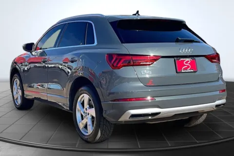 Photos of 2020 Audi Q3 Premium 45 TFSI quattro Tiptronic for sale in St. Louis, MO at South County Auto Plaza