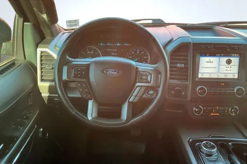 More photos of 2019 Ford Expedition XLT at South County Auto Plaza, MO