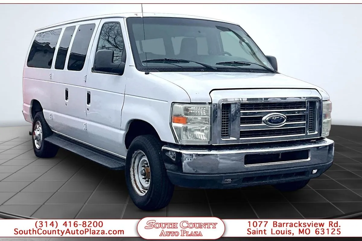 2012 Ford E-Series Econoline Wagon XLT