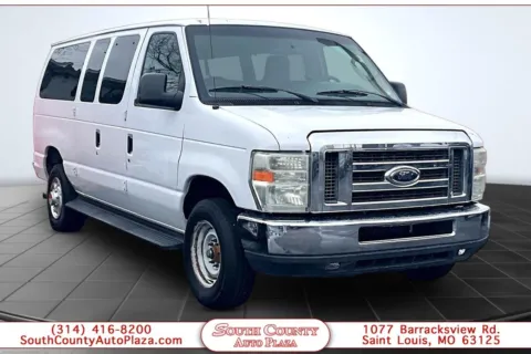 White 2012 Ford E-350 Super Duty XLT for sale in St. Louis, MO