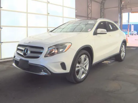 White 2017 Mercedes-Benz GLA 250 for sale in St. Louis, MO