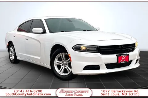 White 2020 Dodge Charger SXT RWD for sale in St. Louis, MO