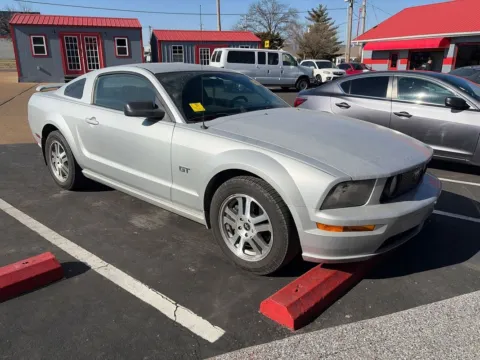 Photos of 2006 Ford Mustang GT for sale in St. Louis, MO at South County Auto Plaza