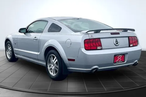 Photos of 2006 Ford Mustang GT for sale in St. Louis, MO at South County Auto Plaza